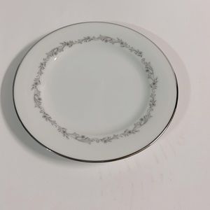 Noritake China Crestmont 6013 Bread Plate White with Gray pattern